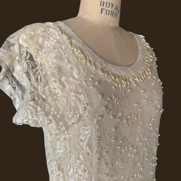 Vintage 70s Beaded White Lace Wedding Dress - Picture 4 of 7